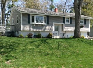 6 Shetland Rd, Nashua, NH 03062