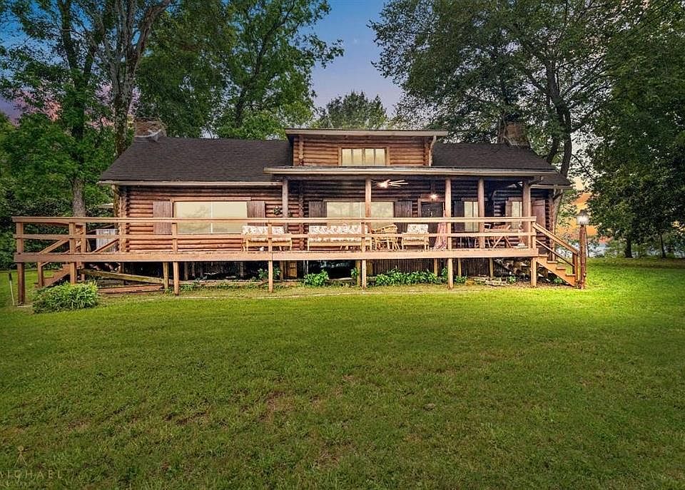 1st image of 0 Baird Rd