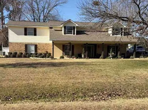 112 Sherwood Dr, Benton, LA 71006