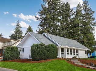 8060 40th Ave NE, Seattle, WA 98115