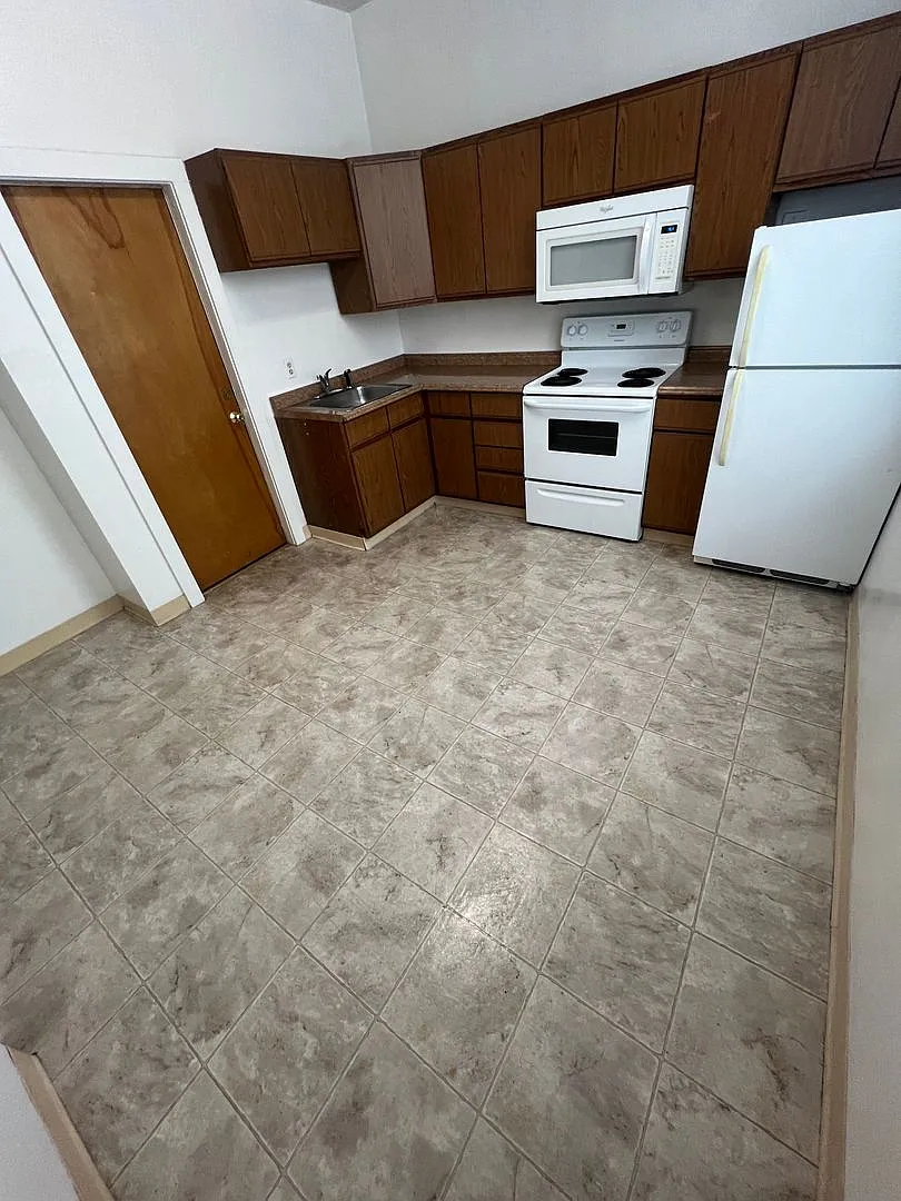 549 Fell Street — Photo 2