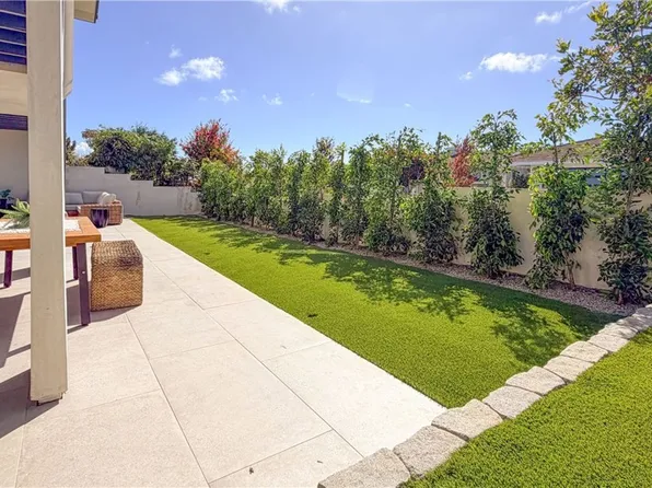 5 Curl Dr, Corona Del Mar, CA 92625