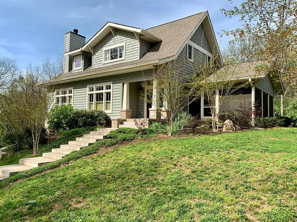 722 S Cedar St, Maryville, TN 37803