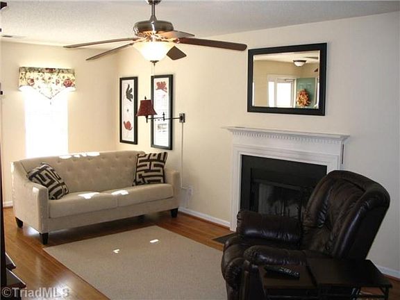 2nd image of 589 Blythewood Ct