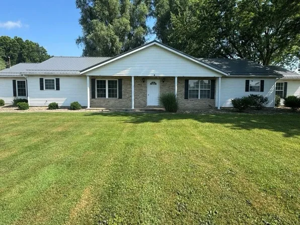 4107 Lake Rockwell Rd, Ravenna, OH 44266