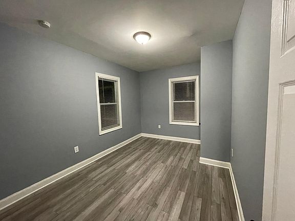 3rd image of 103 S 10th St #1