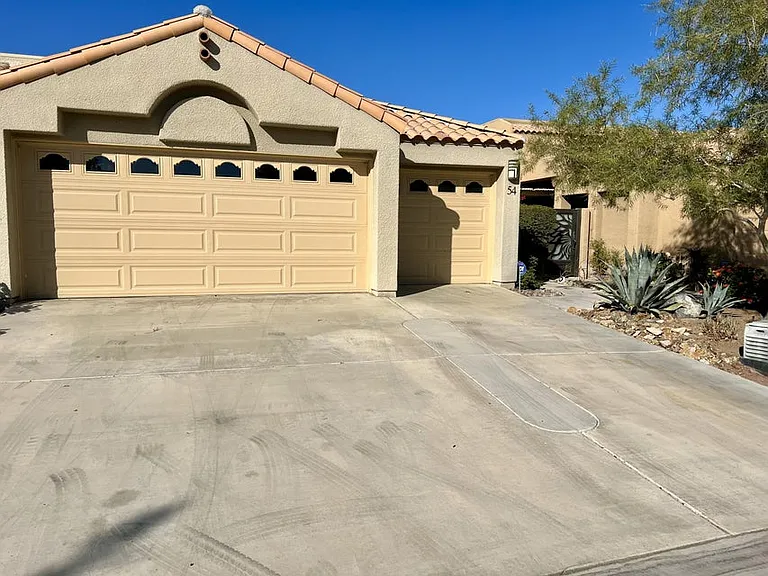 54 Pine Valley Dr — Photo 1