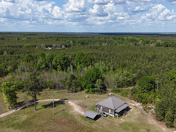 4th image of 299 Millett Rd
