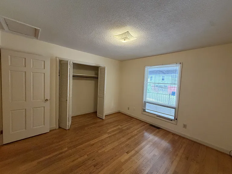 649B E Broad St #1 — Photo 10