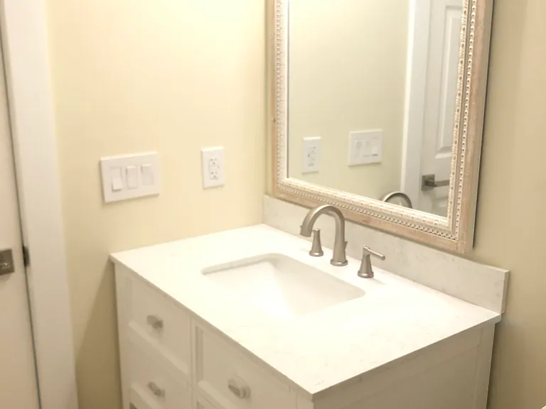 140 Coach Lee Hill Blvd #140B — Photo 6