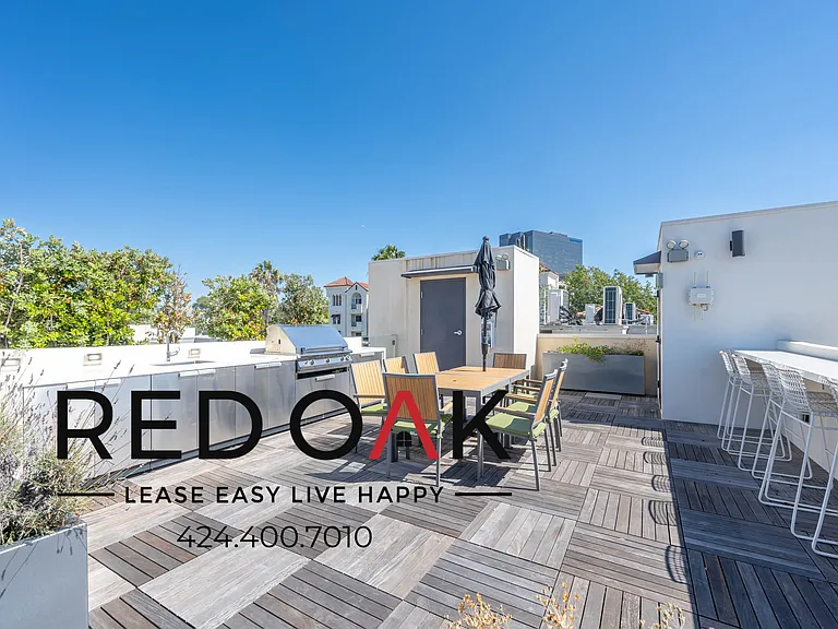 11649 Mayfield Ave — Photo 24
