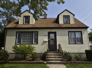 15057 Ridgeway Ave, Midlothian, IL 60445