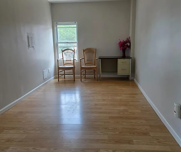 112 Main St — Photo 14