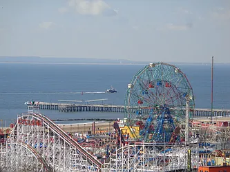 Sold by Thomas Lipovetsky, LREB