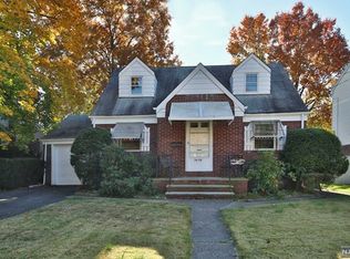 36-02 Fair Lawn Ave, Fair Lawn, NJ 07410