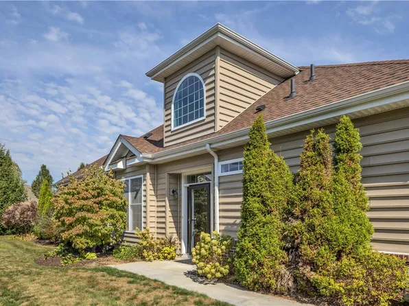 334 Patriot Ln, Freedom, PA 15042