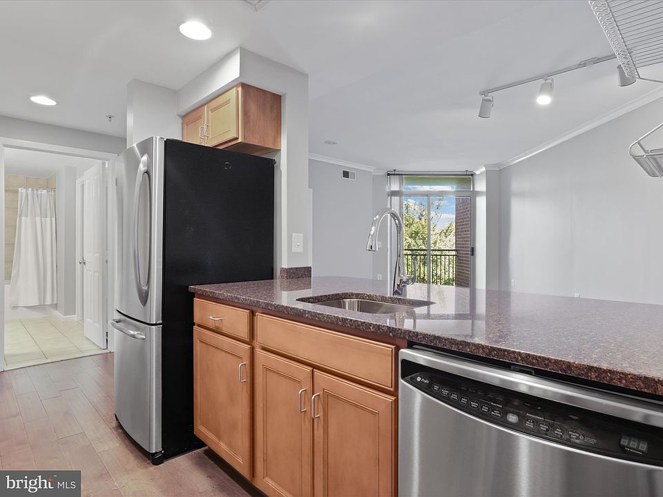 Elan At East Mar 4480 Market Commons Dr Fairfax VA Zillow