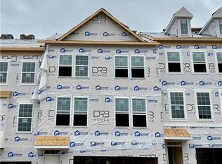756 Olivia St, Pittsburgh, PA 15205