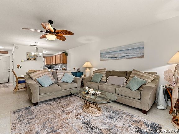 4th image of 1905 SW Palm City Rd APT 3-D