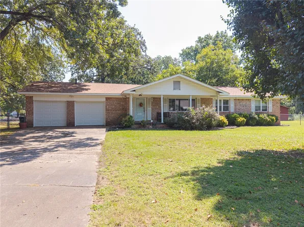 1906 N 52nd St, Fort Smith, AR 72904