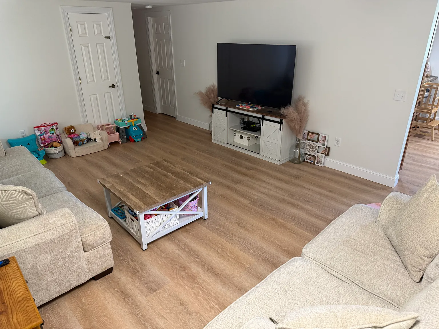 1008 Poppy Dr — Photo 3
