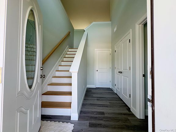 2nd image of 25 Walnut Street