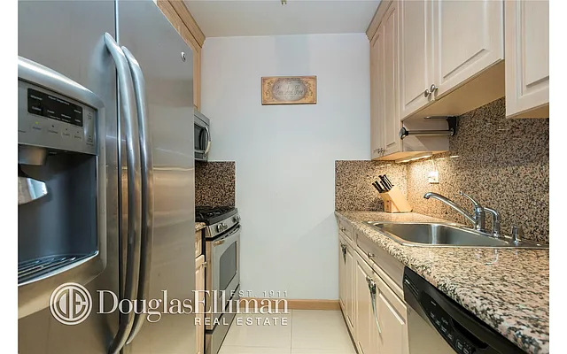 Rented by Douglas Elliman | media 50