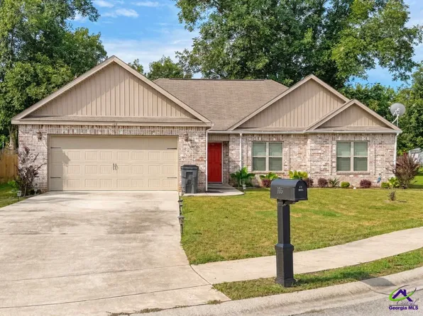 105 McEwen Ct, Perry, GA 31069