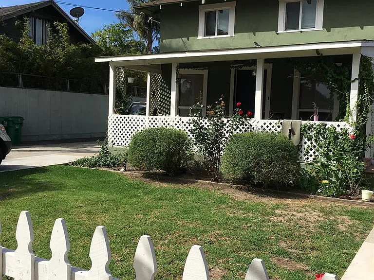 1231 Chino St #B — Photo 2