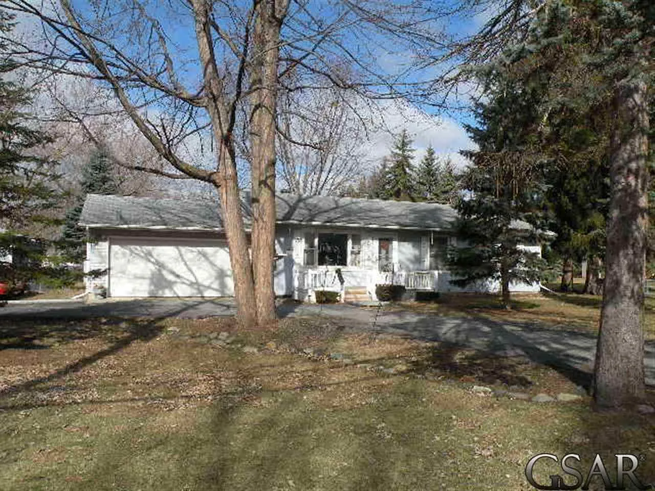 329 N Gould St photo 1
