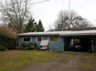 1549 NE Poplar St, Roseburg, OR