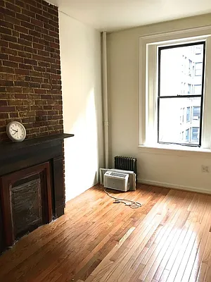Rented by REAL New York | media 16