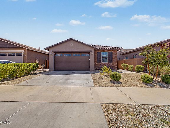 2nd image of 2979 E YUMA Avenue