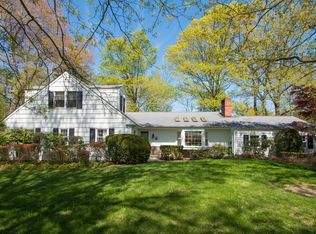 17 Meadowlark Rd, Rye Brook, NY 10573