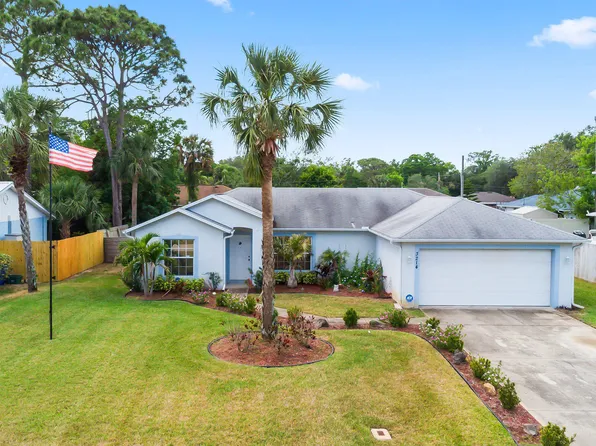 3214 Juniper Dr, Edgewater, FL 32141