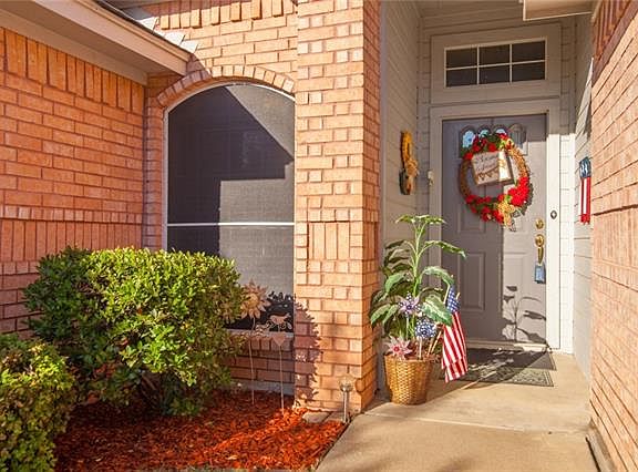 4th image of 4941 Jordan Park Dr