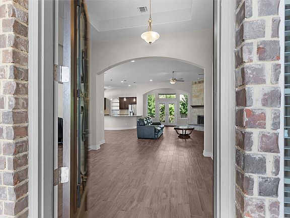 4th image of 209 Cibolo Ridge Dr