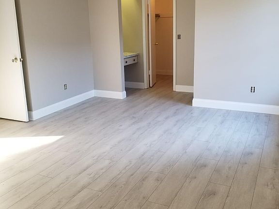 5th image of 2680 Sumba Ave