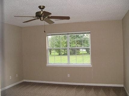 2 bedroom with full bath