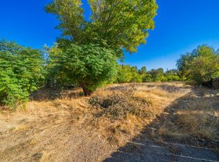 20609 Prairie Ln, Redding, CA 96002