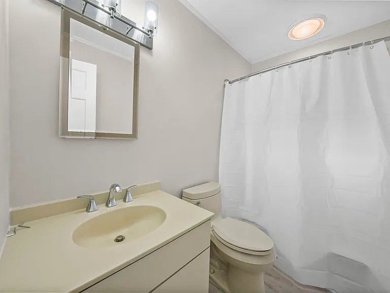 16 Tappan Ave — Photo 12