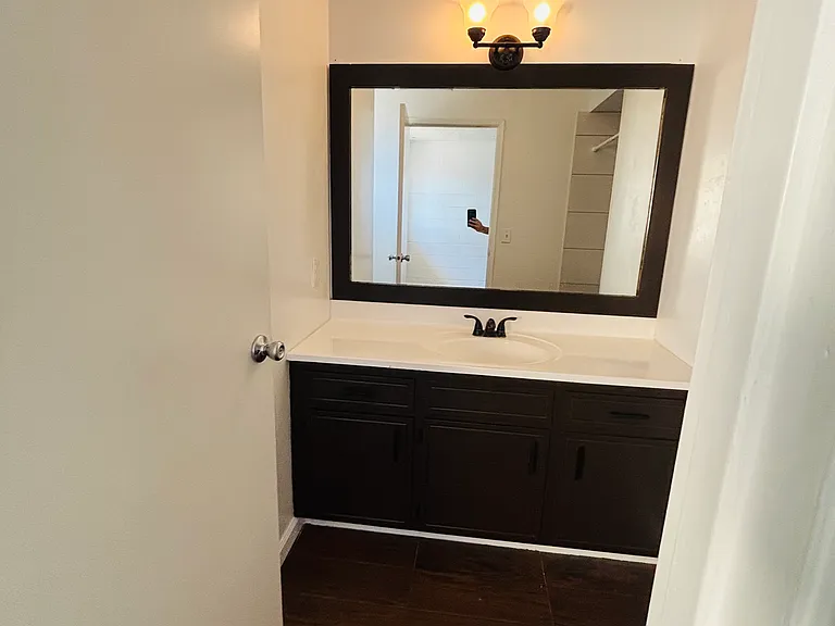115 S Granada Dr #2 — Photo 2