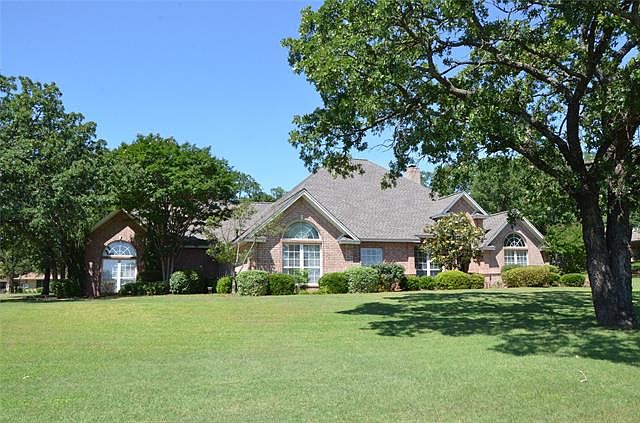 1st image of 1029 Oakridge Ct