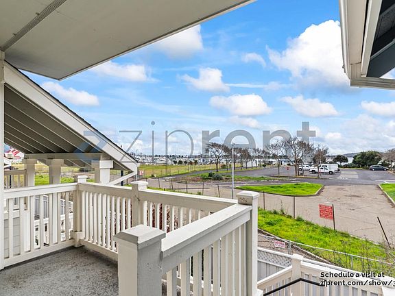 5th image of 2367 Northshore Dr