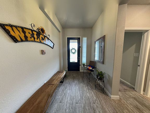 4th image of 15218 Maskette Ave