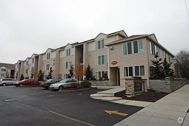 Evergreen Place Apartments