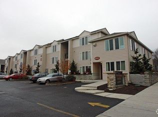 Evergreen Place Apartments, Portland, OR 97236