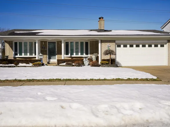 11191 Canterbury Dr, Warren, MI 48093