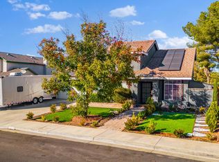 5313 Adobe Dr, Palmdale, CA 93552