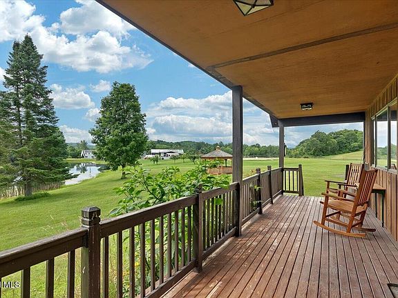 4th image of 35 Hulett Road